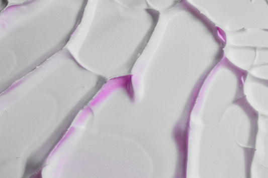 How to Layer Products for Dry Skin — The Ultimate Hydration Guide (Dermatologist-Approved)